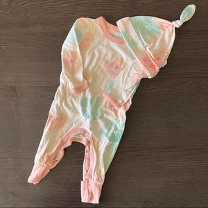 Burt’s Bees one piece and matching hat 6-9M